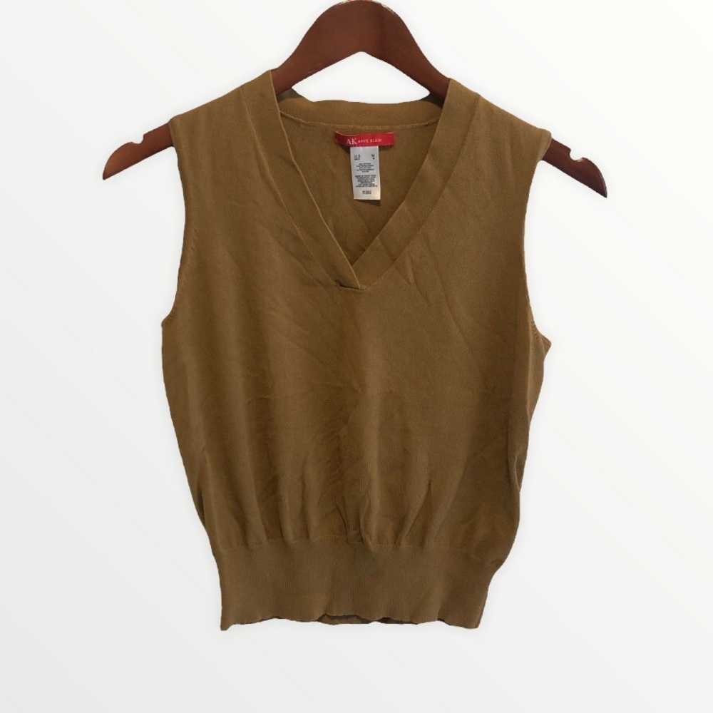 Anne Klein sleeveless knit top